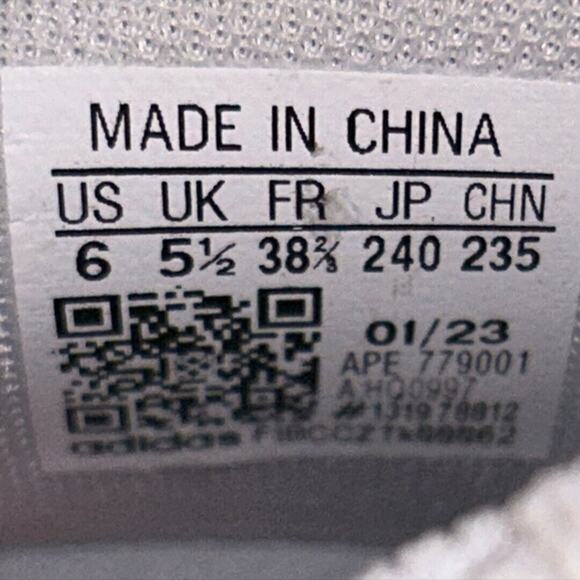 Adidas Trae Young 2 Men's Basketball Shoes Dash Grey/Silver Size 6‎ HQ0997 - Picture 7 of 7